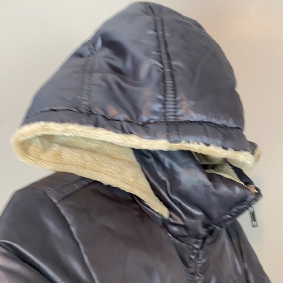 Tommy Hilfiger Gray Puffer Coat Size Medium - Picture 10 of 16